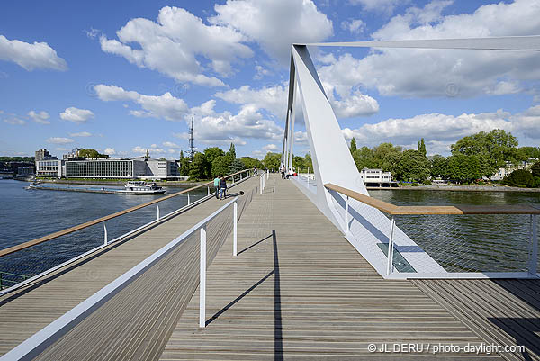 Liège - passerelle sur la Meuse